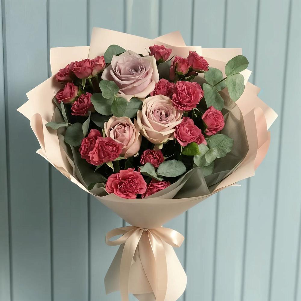 Букет цветов из: Гвоздики и Розы в поселке имени Воровского