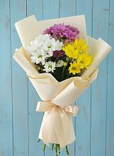 Букет цветов из:  Хризантемы в поселке имени Воровского