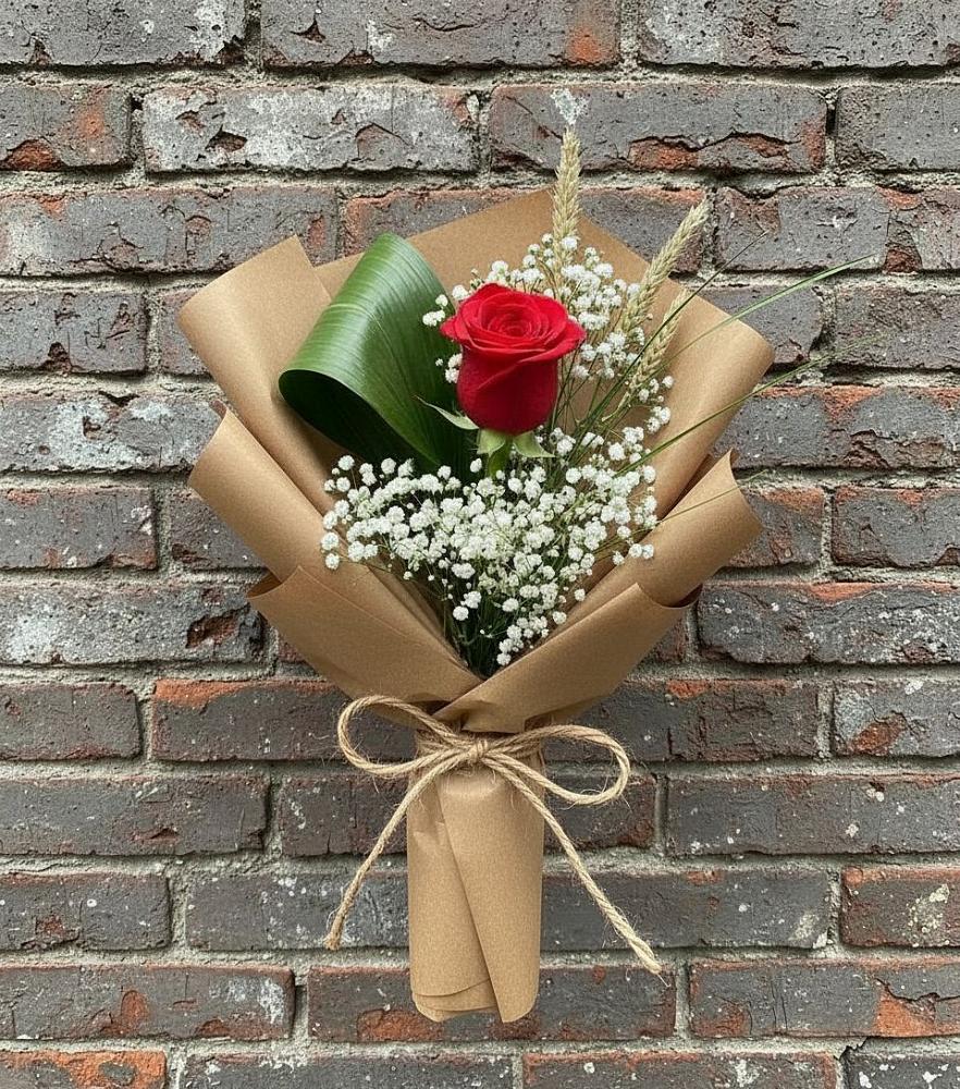 Букет цветов из: Розы в поселке имени Воровского