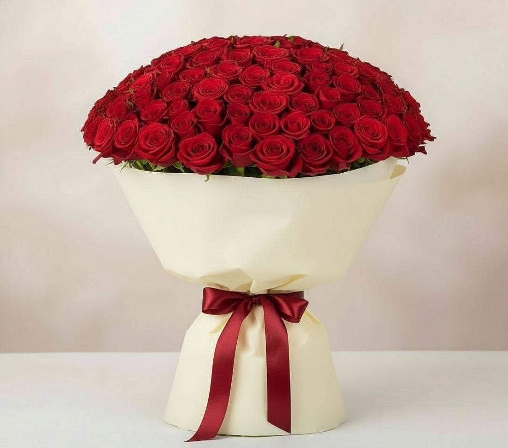 Букет 101 Красная роза Милано в поселке имени Воровского