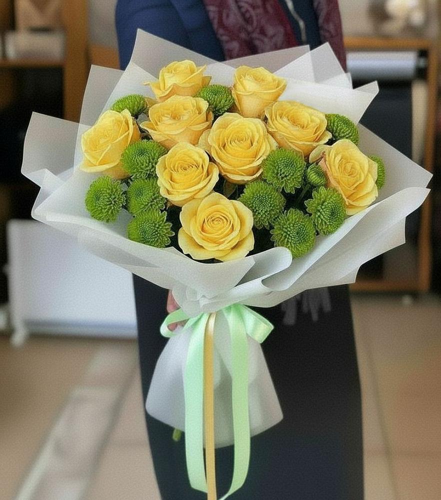 Букет цветов из: Хризантемы и Розы в поселке имени Воровского