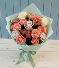 Букет цветов из:  Розы в поселке имени Воровского