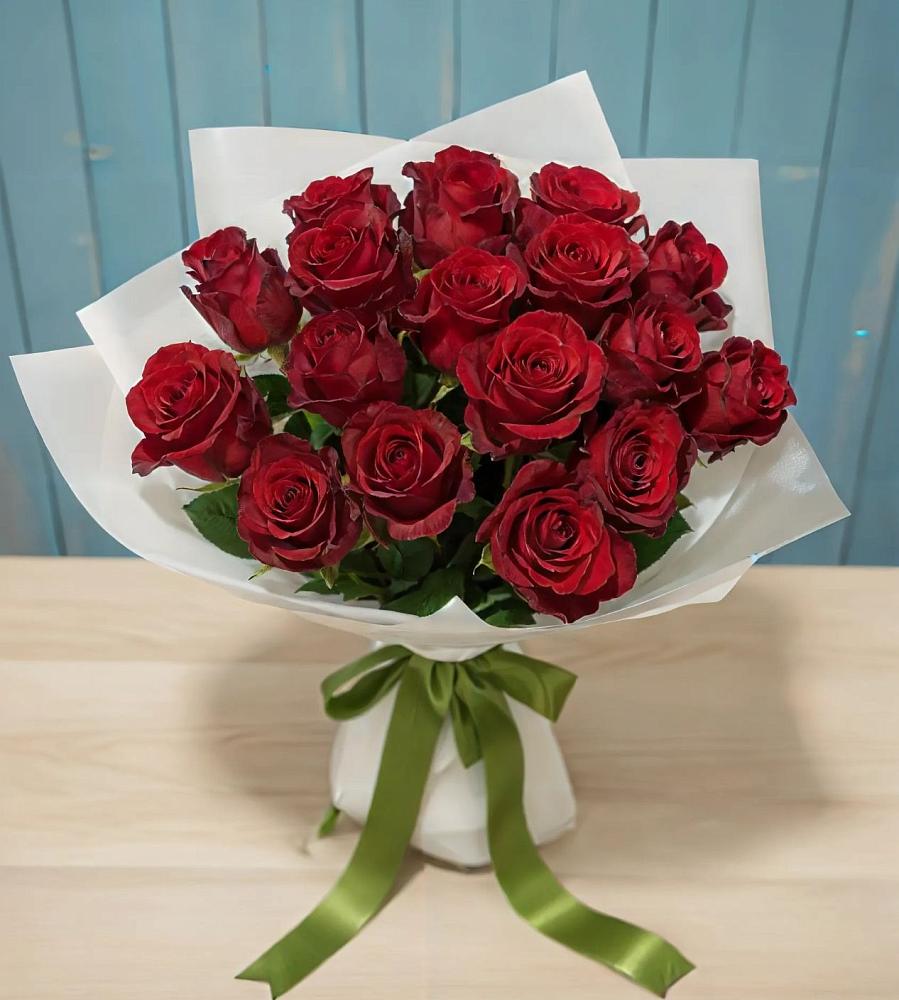 Букет Красные розы в поселке имени Воровского