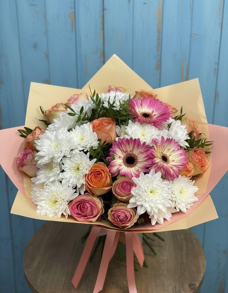 Букет цветов из: Розы, Герберы и Хризантемы в поселке имени Воровского