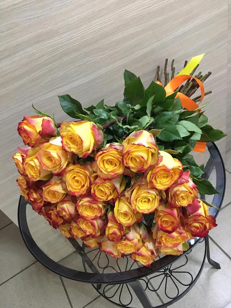 Букет Желтые розы в поселке имени Воровского