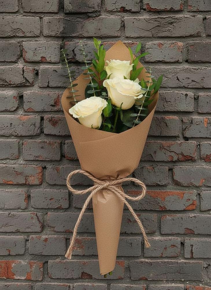 Букет цветов из: Розы в поселке имени Воровского