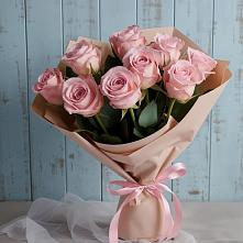 Букет цветов из:  Розы в поселке имени Воровского