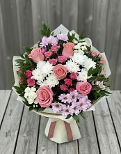 Букет цветов из:  Альстромерии, Гвоздики, Розы и Хризантемы в поселке имени Воровского