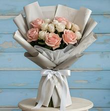 Букет цветов из:  Розы в поселке имени Воровского
