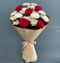 Букет цветов из:  Розы и Хризантемы в поселке имени Воровского