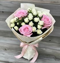 Букет цветов из:  Розы в поселке имени Воровского