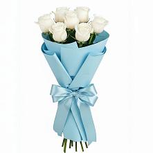 Букет 7 белых роз Проуд в поселке имени Воровского