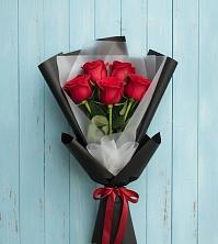 Букет цветов из:  Розы в поселке имени Воровского